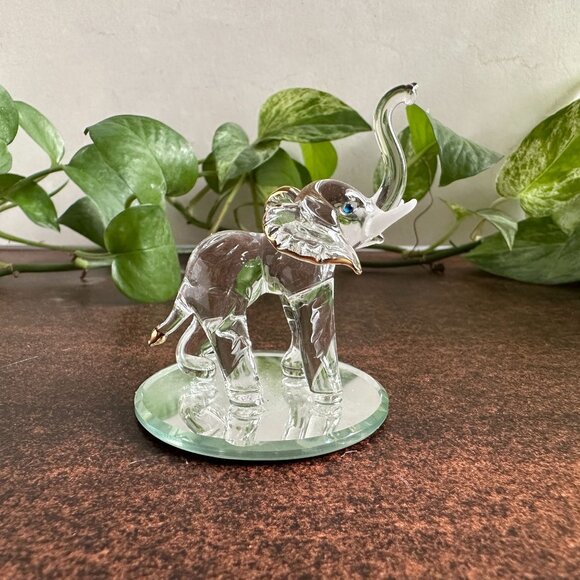 Glass Baron Clear Elephant Figurine Gold Accents - Picture 9 of 11